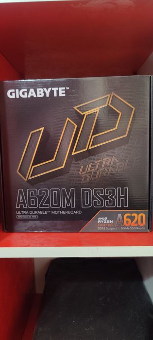 Срочная продажа Gigabyte 620M
