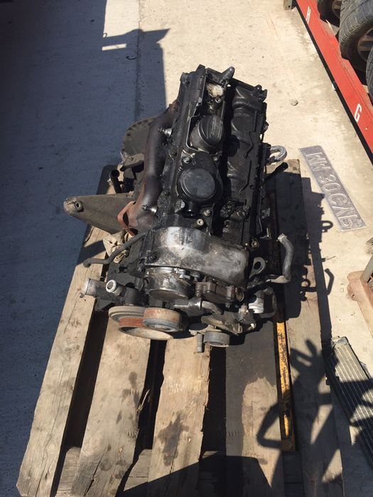 Motor 2.2 CDI Mercedes Euro 3 pret 2500 lei chel