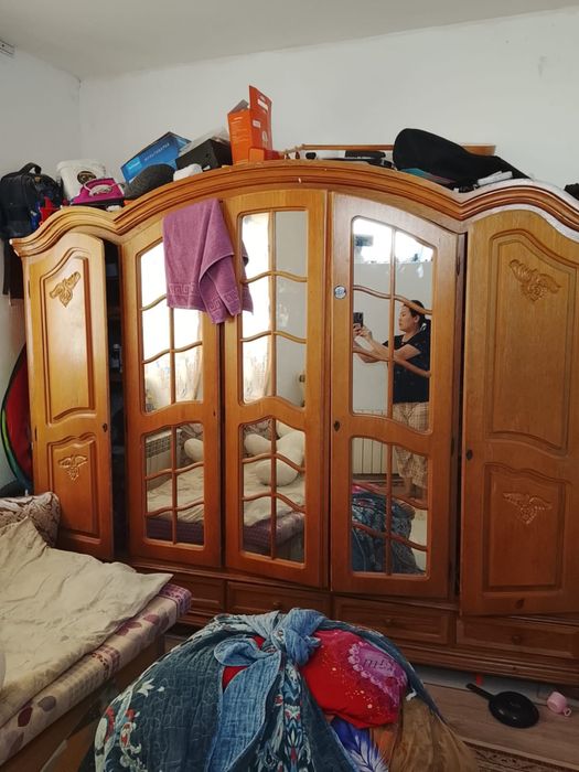Продам шкаф срочно