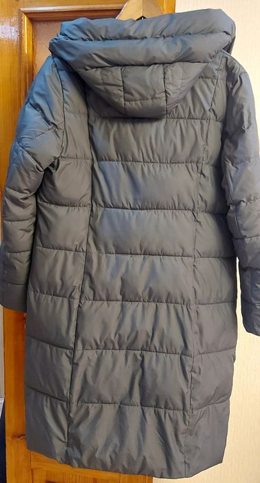 Продам зимний пуховик