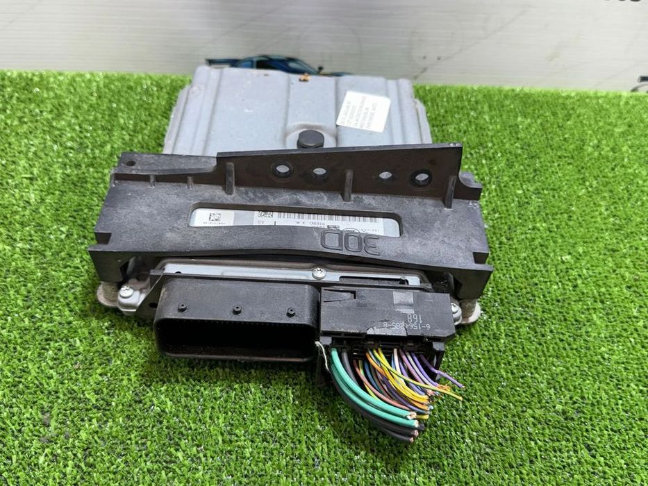 CALCULATOR MOTOR ECU JAGUAR XF S PREMI 2013 3.0 DIESEL COD OEM CPLA-12C520-P / BERLINA 2009-2015