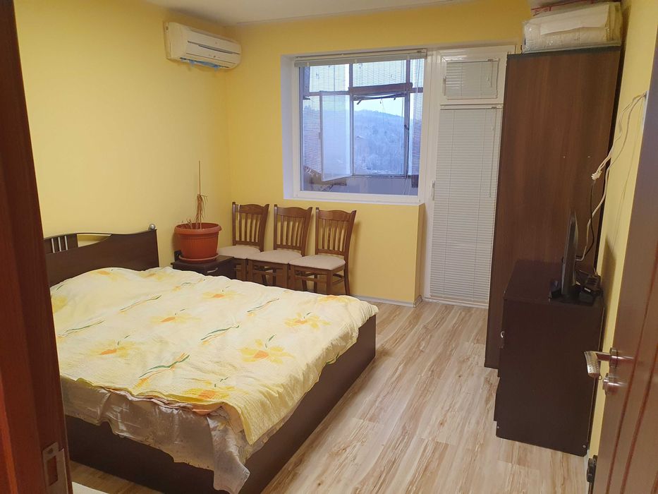 3ст+бокс,84кв.м.,ет.5,след осн.ремонт и обзавеждане,кв.Изток