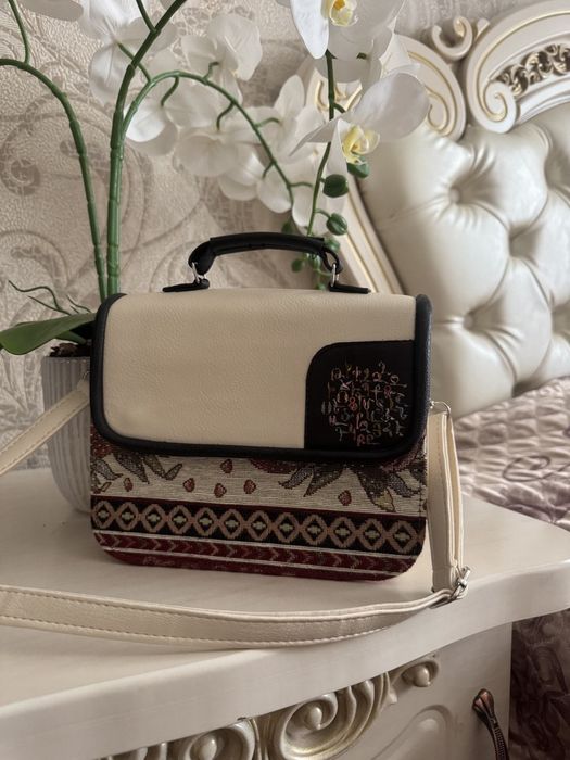 Новая сумка через плечо