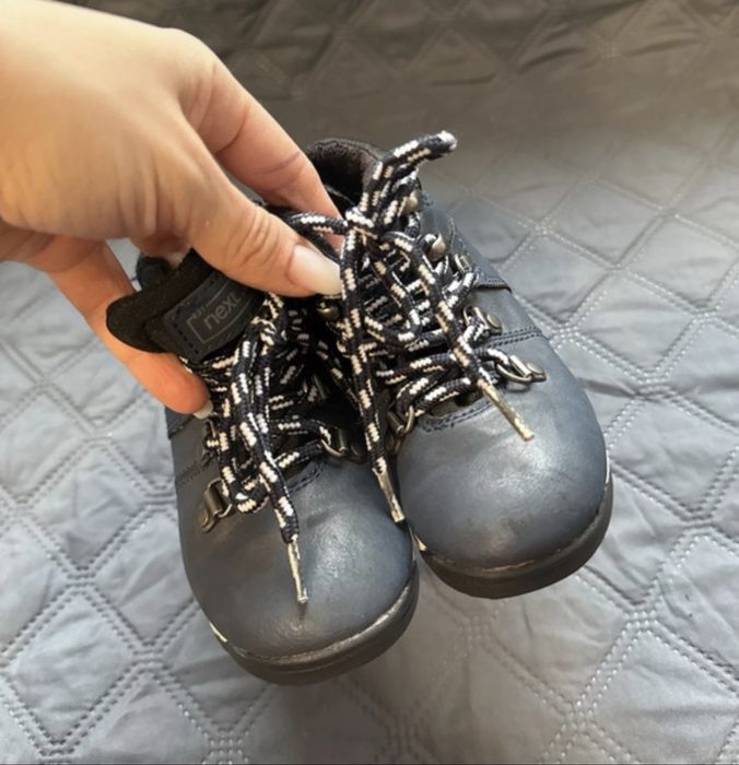 Lot ghete mărimea 24