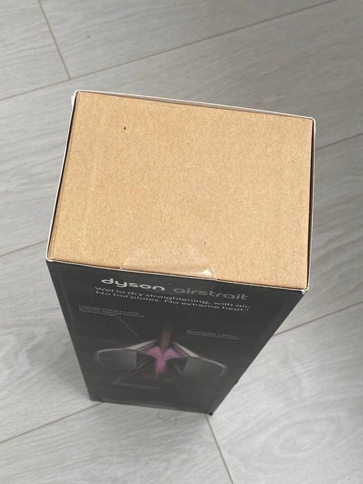 dyson airstrait  утюжок