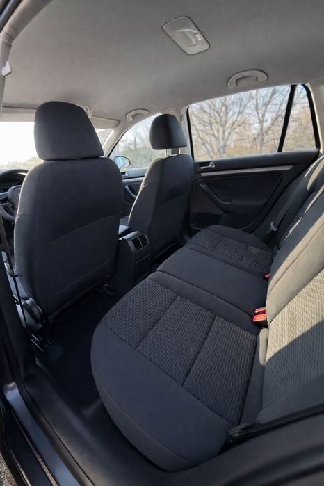 VOLKSWAGEN Golf 2011 — imagine 14
