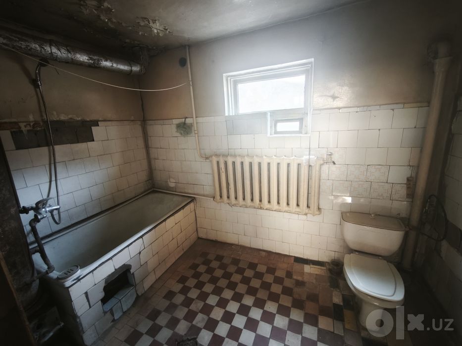 Продам дом 4 сотки первая линия фасад 14,30