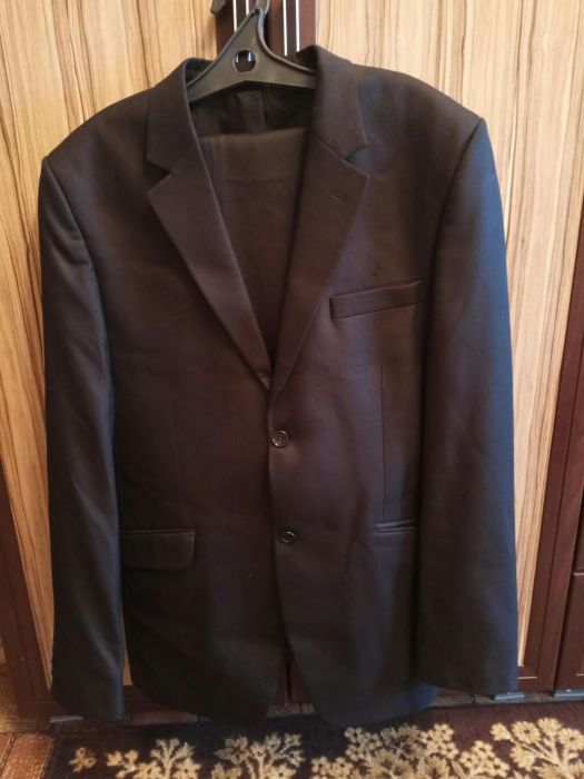 Мужской костюм .