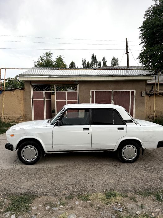 Ваз 2107 сотилади 2001