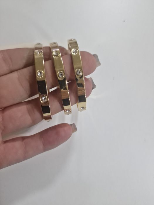 Brățări cartier superbe