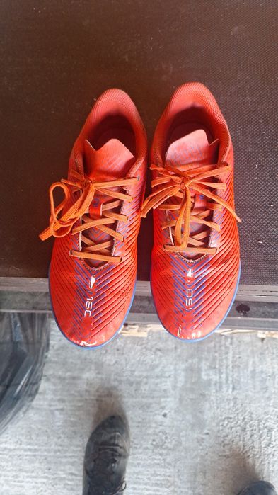 vand  ghete  pentru fotbal  diferite marimi