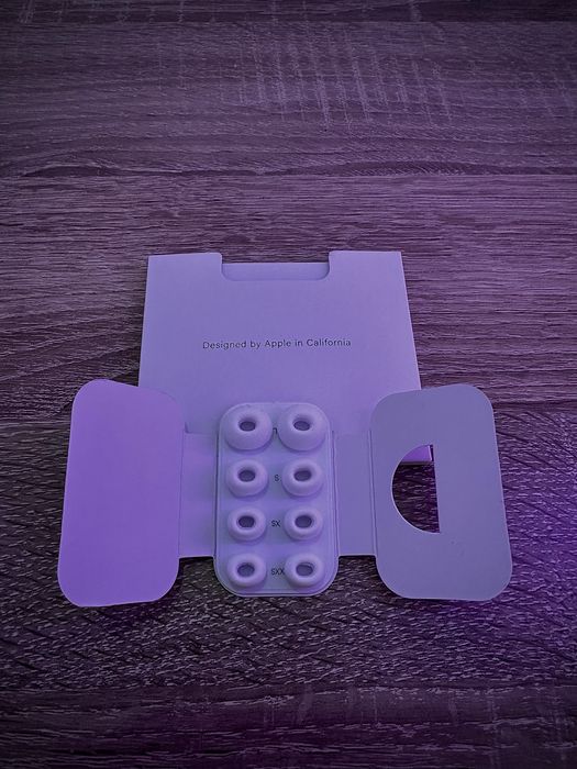 Продавам безжични Bluetooth слушалки AirPods Pro 3 ANC | 3rd Generation | Слушал