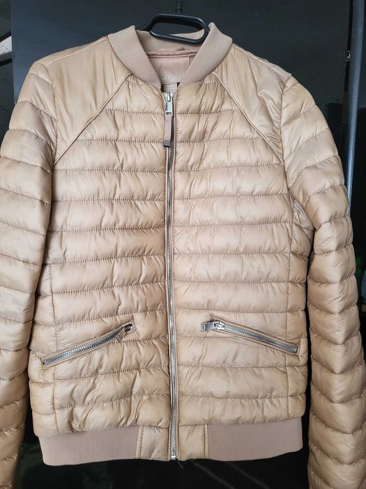 Дамско яке s,m..