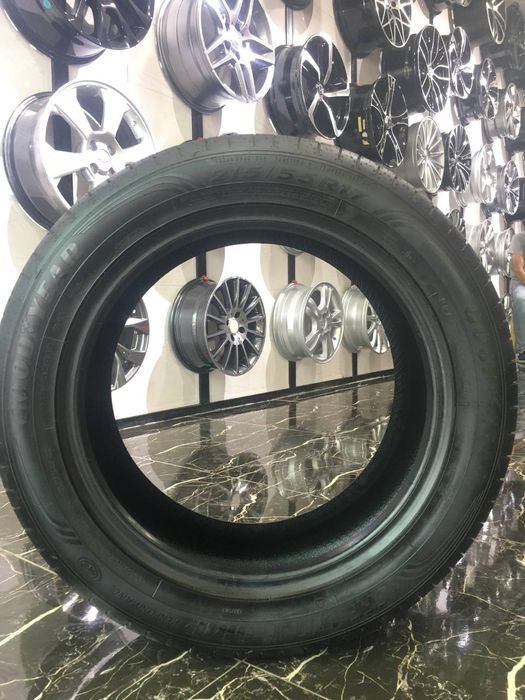 Good yaer VA BARS Balon  215/55R17
