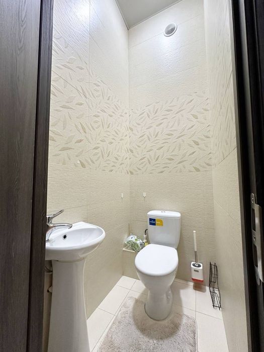 Срочно Сдам просторную кв-ру 3-ком 4/4 Сталинка ул. Нукус (АЙБЕК) 75М2