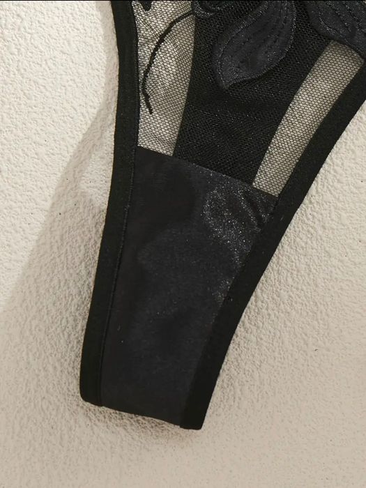 красиво, изискано бельо