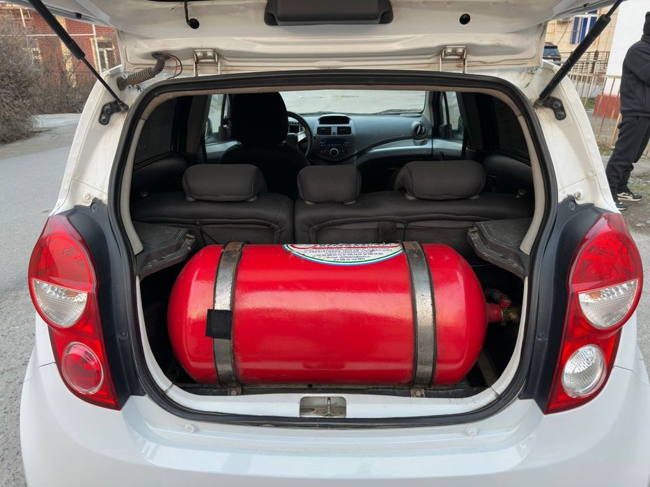 Спарк 3- позиция сотилади