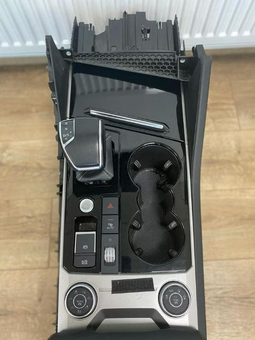 consola - vw touareg cr7