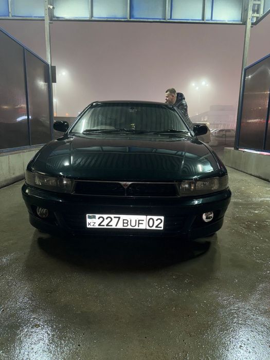 Mitsubishi galant