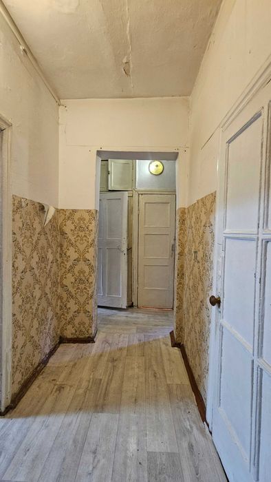Продам  3-х комнатную квартиру