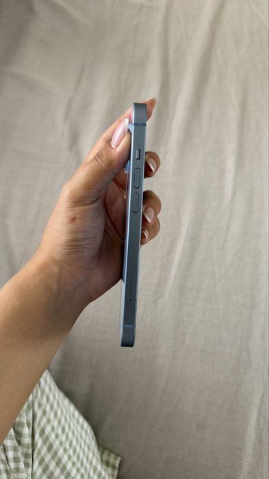 Продается Iphone 14 в идеальном состоянии 128 ГБ