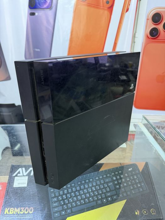 Продается игравая консоль Plastation4 Взлом 9:00