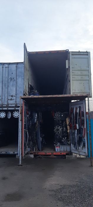 Контейнер 40 тонный морской