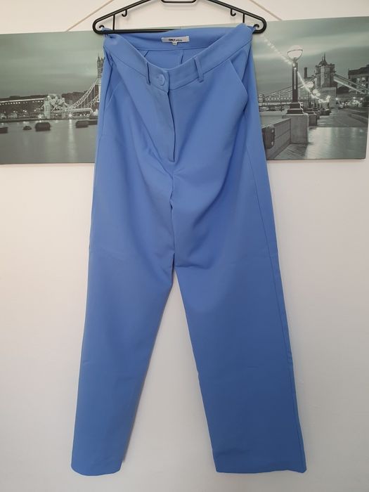 Pantaloni eleganți only marime 40
