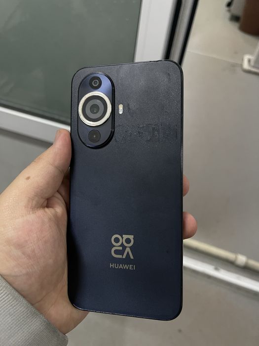Продоётся HUAWEI nova 11