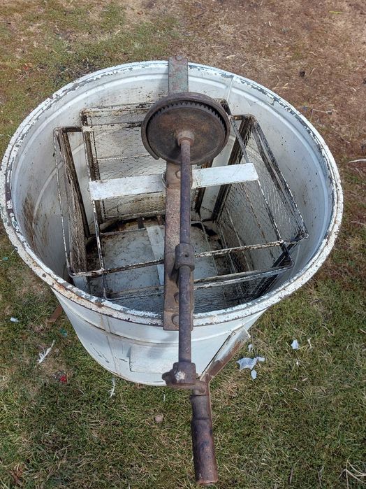 Центрофуга за Мед