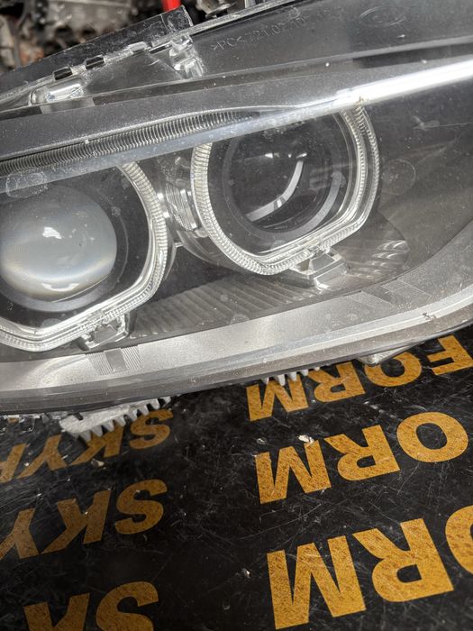 Bmw F30 Bi xenon Десен фар със завиване Би ксенон