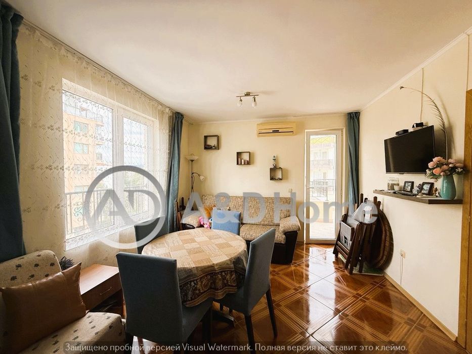 Продава се Двустаен апартамент в к.к. Слънчев бряг - 68 кв.м за 1111 €/кв.м - Снимка #1