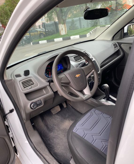 Сдаются машины под аренду в такси