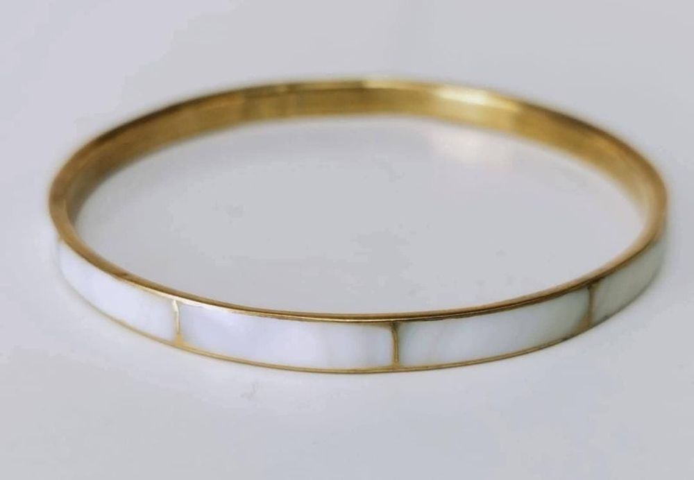 Veche bratara din alama cu sidef incrustat, copii