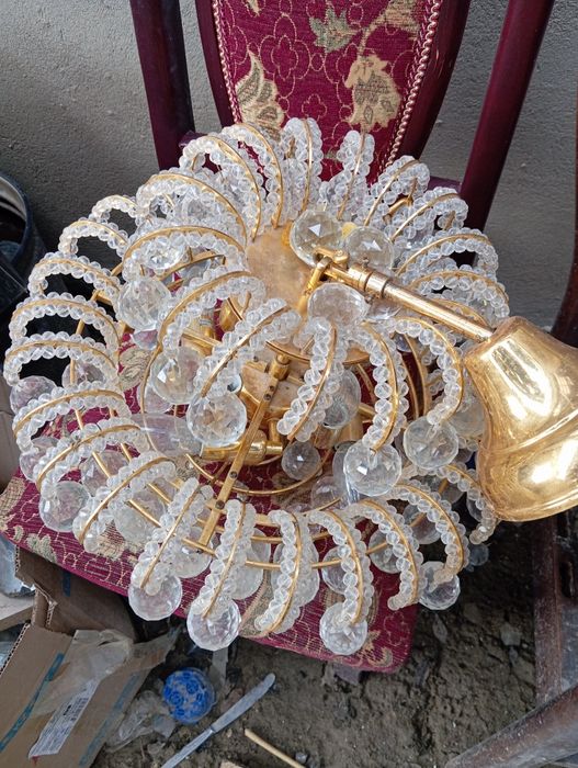 Продам люстры по 10 тыс тенге