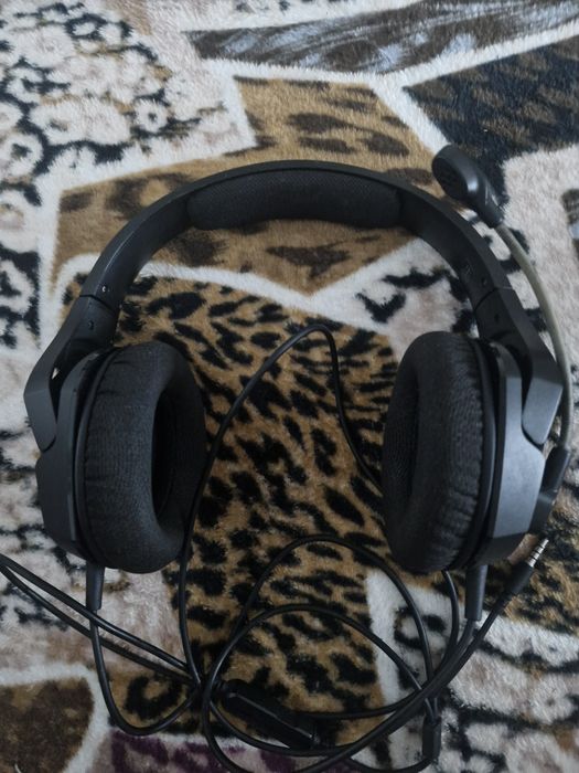 Casti hyperx fara probleme