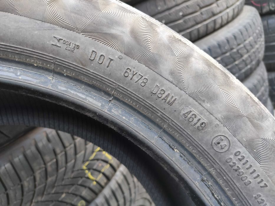 2бр Летни гуми 225 50 18 - Continental