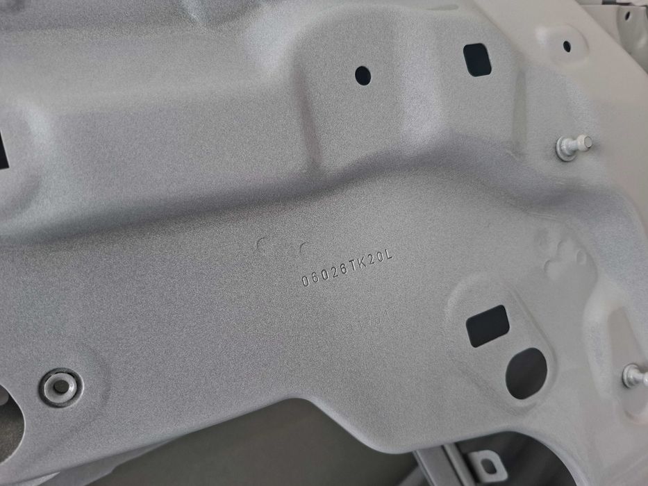 Нова Оригинална Алуминиева Предна Лява Врата BMW G26 G26 i4 - Бяла