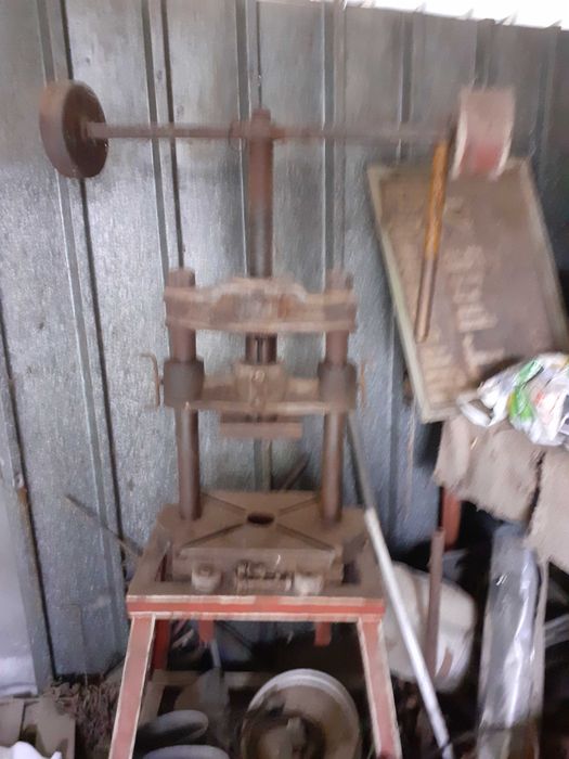 Винтова преса 3 тонна