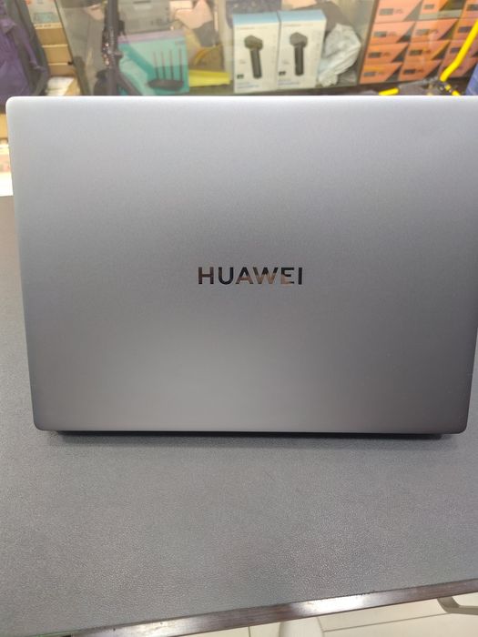 Huawei MateBook D14