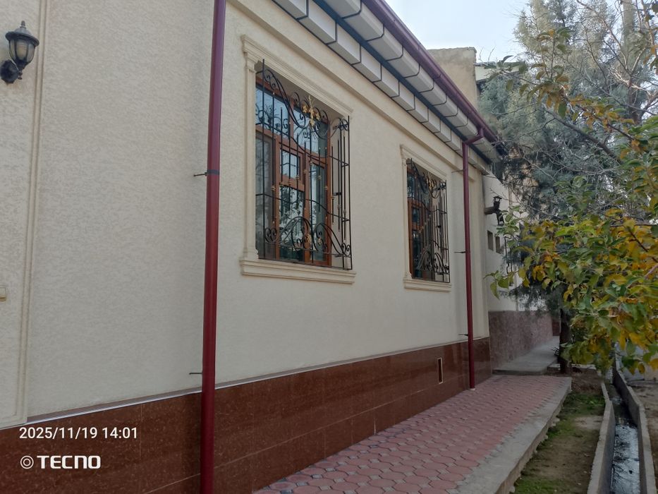 Ховли сотилади 7,6 сотих