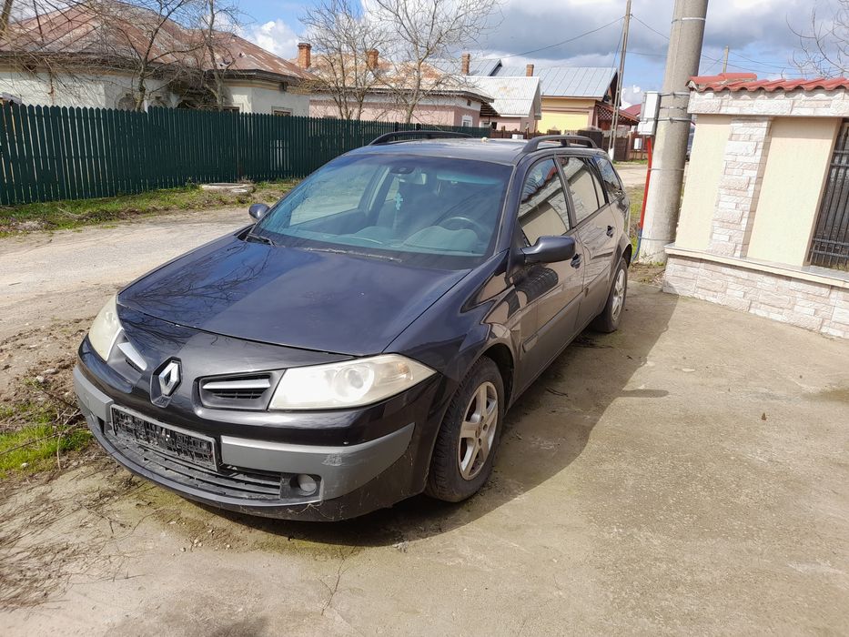 Vând 2 mașini pt Dezmebrari
