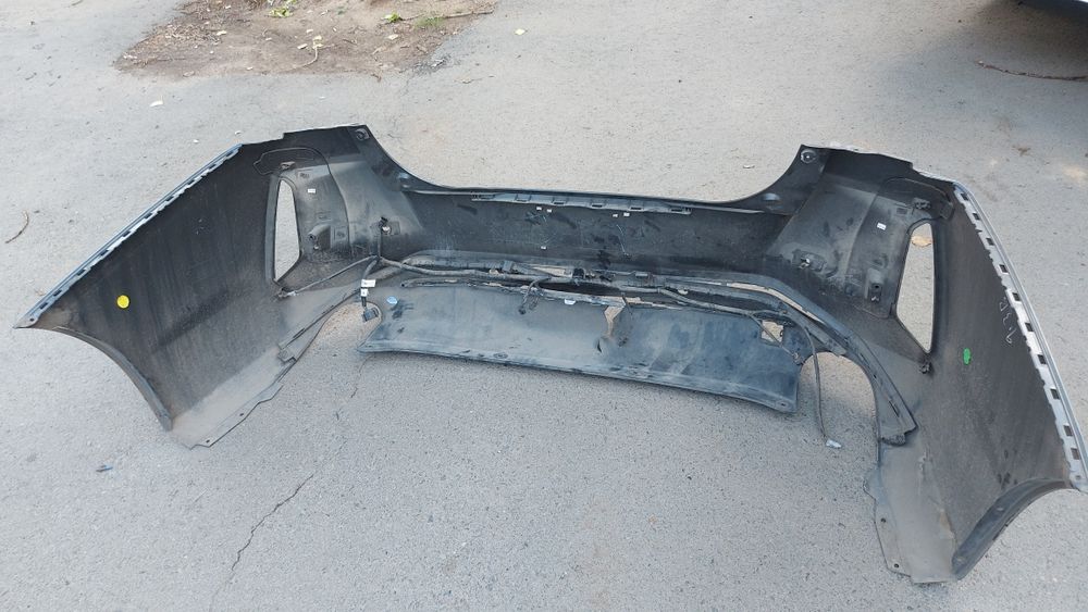 Продам бампер б/у на джак джи 7+