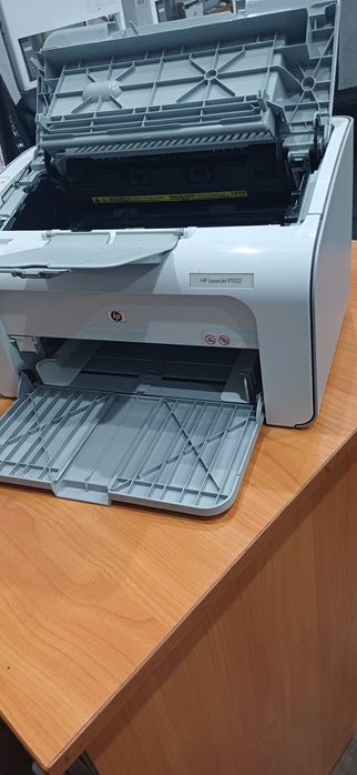 Принтер hp laserJet p1102