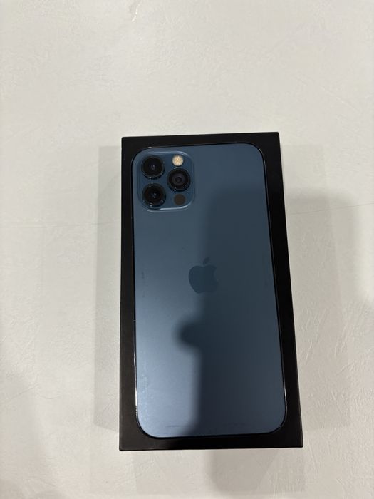 iPhone 12 Pro 128GB в хорошем состояний