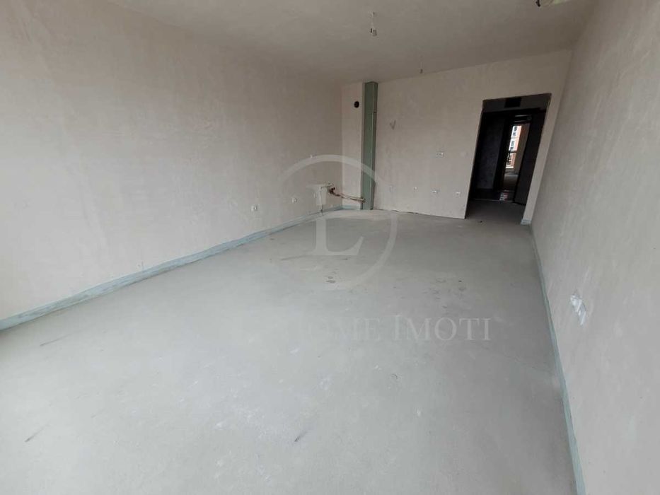 Продава се Двустаен апартамент в Пловдив, Кючук Париж - 72 кв.м за 1135 €/кв.м - Снимка #2