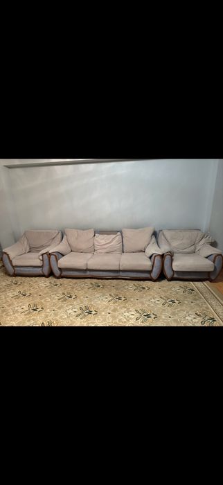 Диван+2 кресла б/у