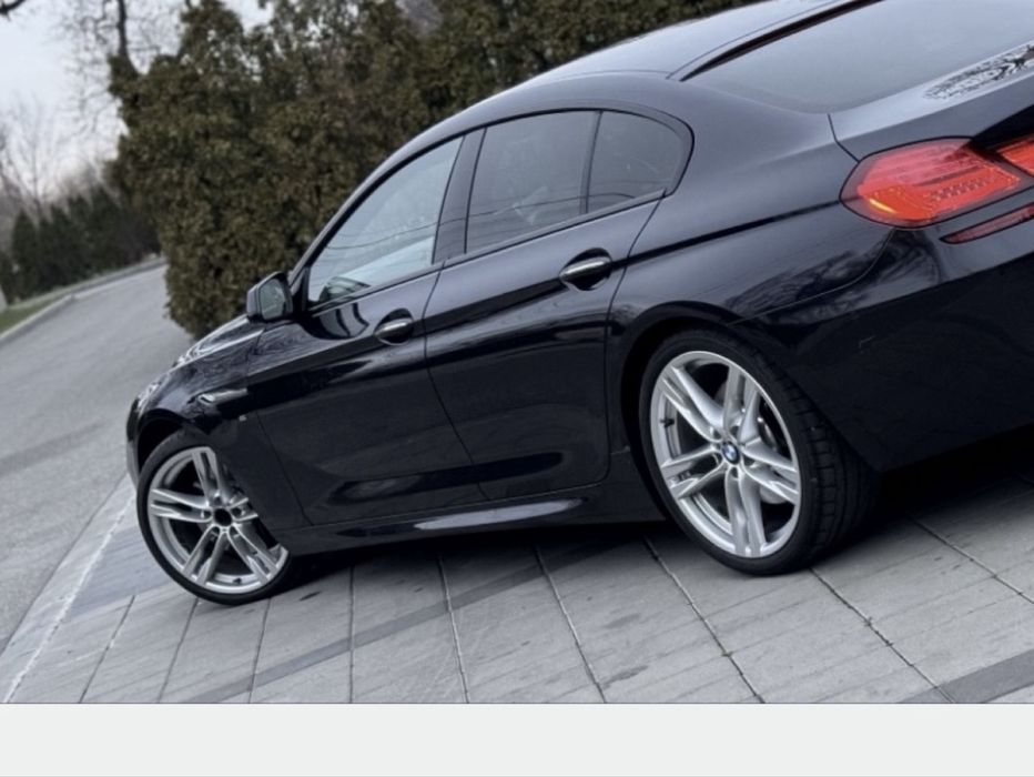 Usa / portiera BMW seria 6 f06 grandcoupe culoare 416 impecabile stanga / dreapra fata / spate