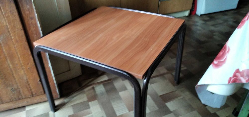 Zeta журнальный столик