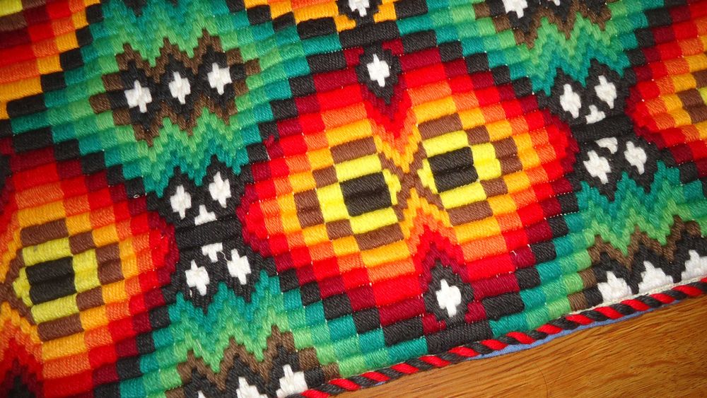 Покривка-за стена ,маса ,килим